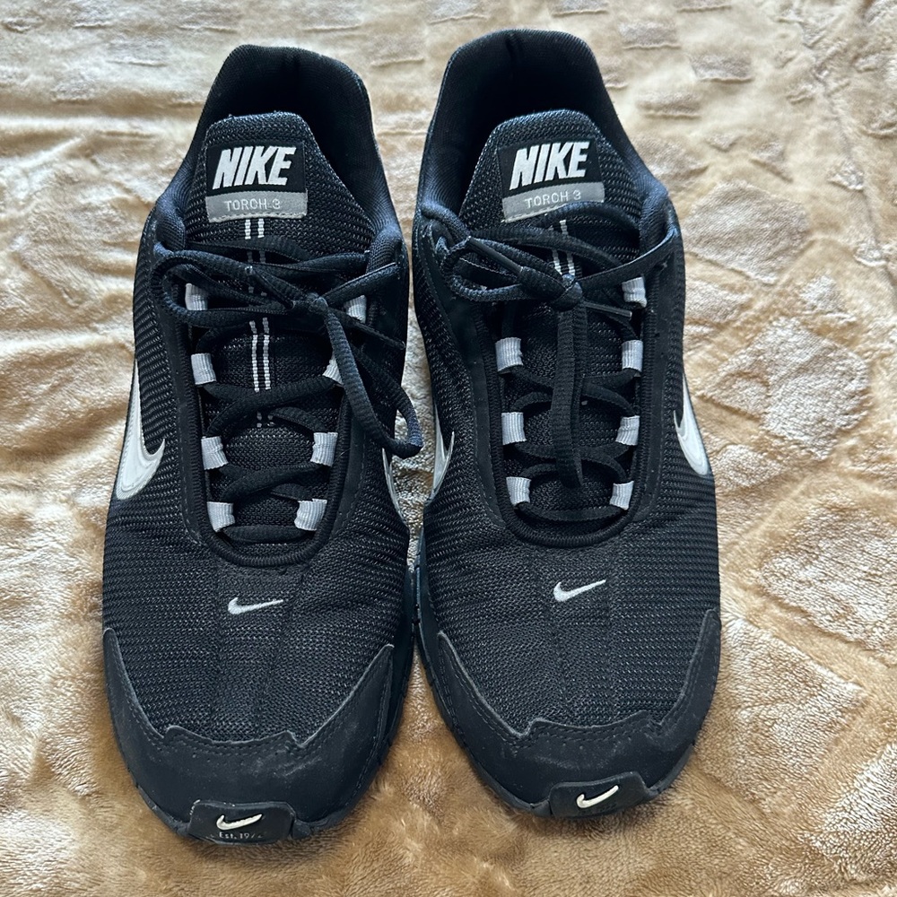 NIKE AIR Torch 3 (Male - Size 11) SNEAKERS